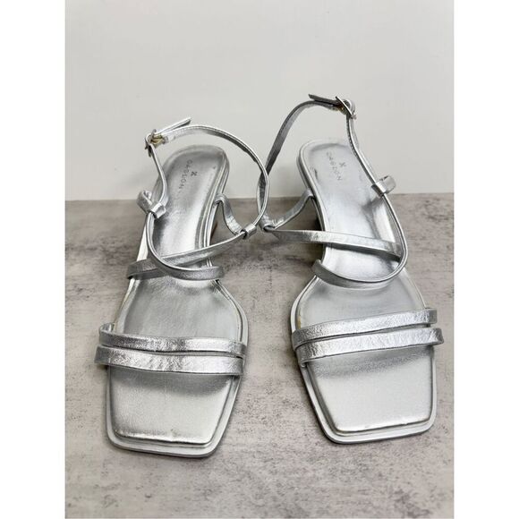 Caslon Sandals Size 9 Silver Leather Paola Open Square Toe Wedges - Picture 4 of 8